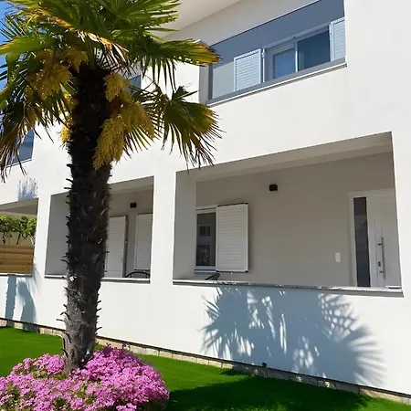 Villa Judita With Private Pool And Bicycles Privlaka (Zadar)