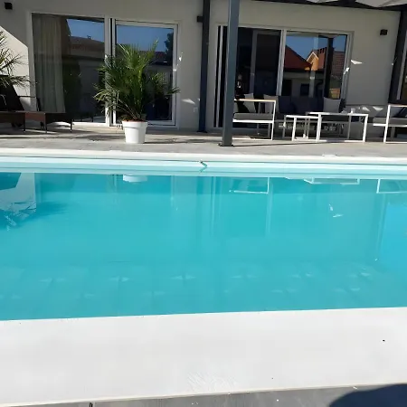 Villa Judita With Private Pool And Bicycles