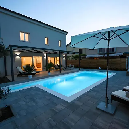 Villa Judita With Private Pool And Bicycles *